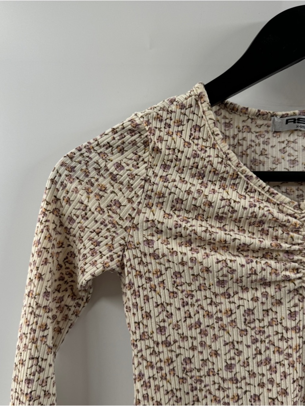 RSQ Floral Ribbed Long Sleeve Top – Women’s XS - Picture 2 of 8